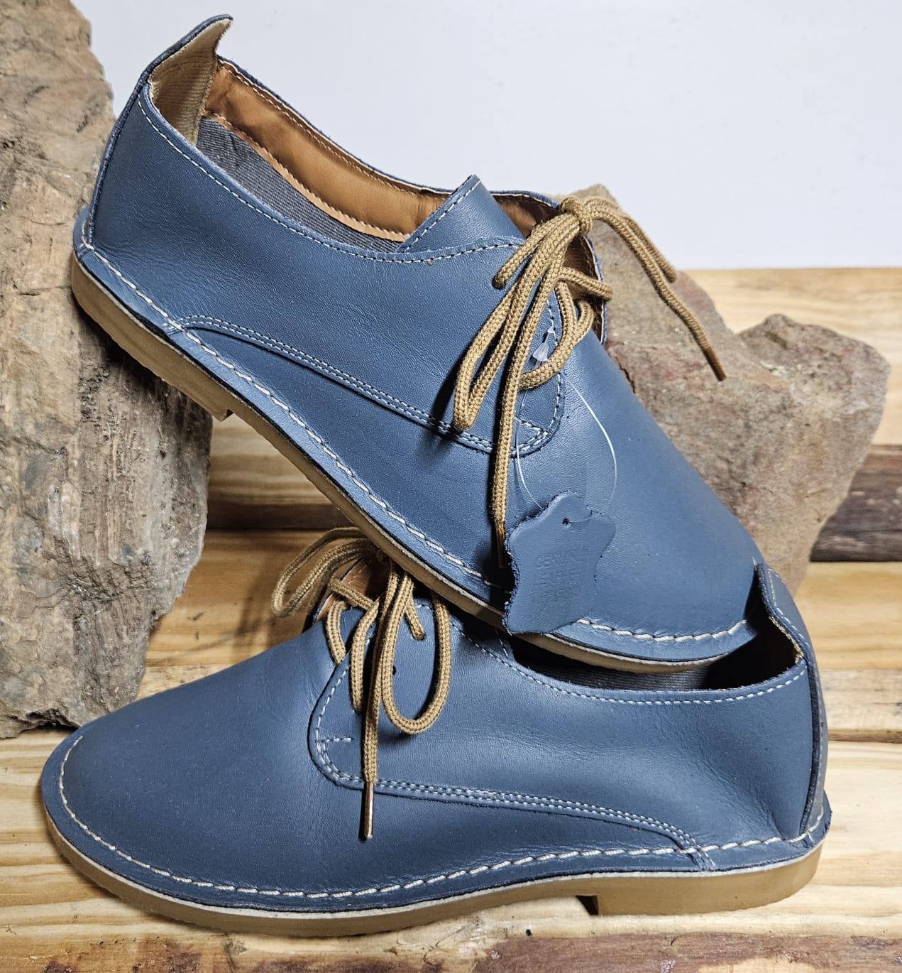 Laceup blue